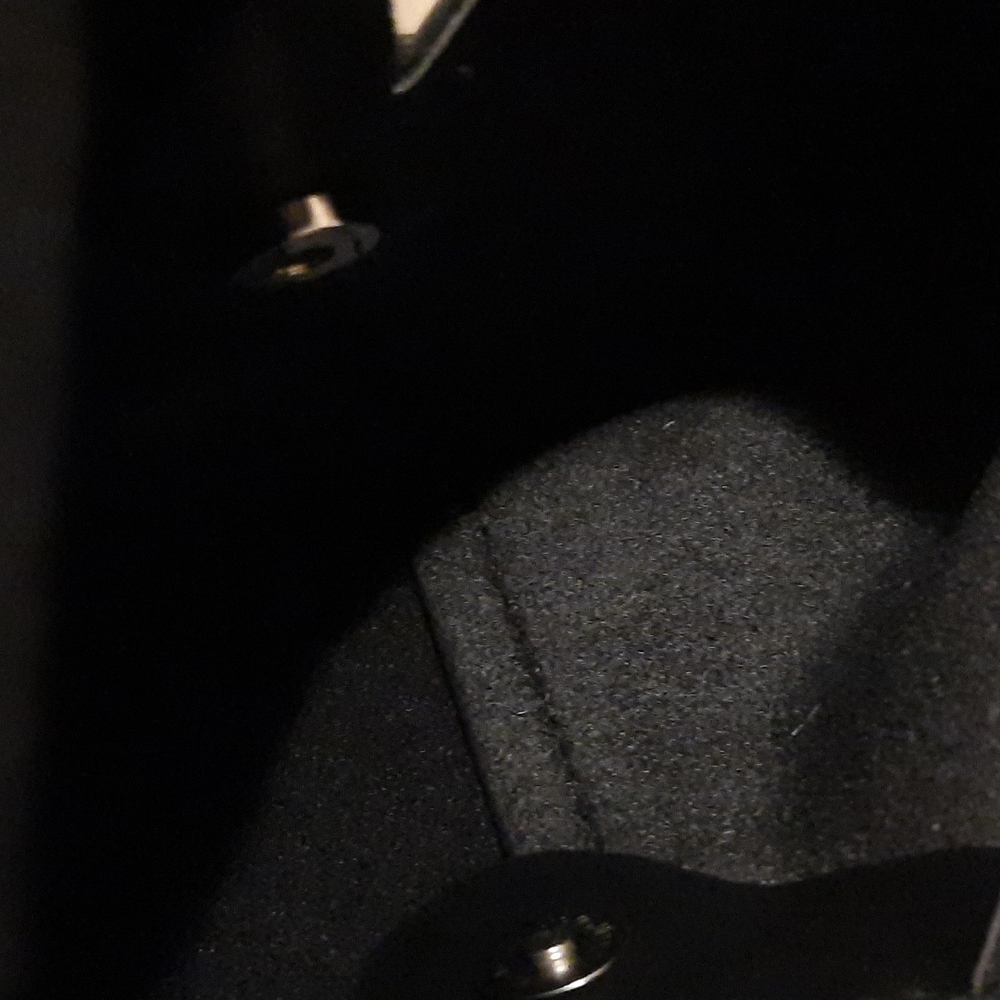 Purse - Picture 2 of 3